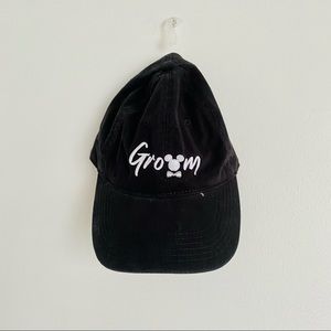 Walt Disney World Groom Baseball Hat Black NWT
